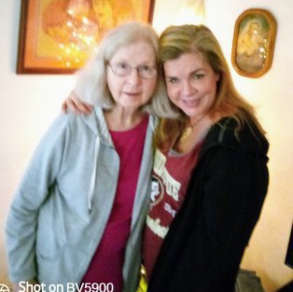 Meet your Posher, Amy - Picture 3 of 5